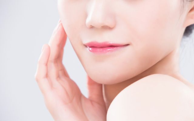 女性