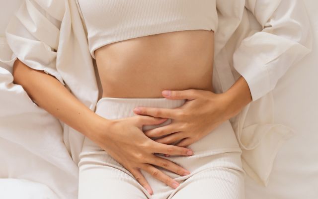 女性