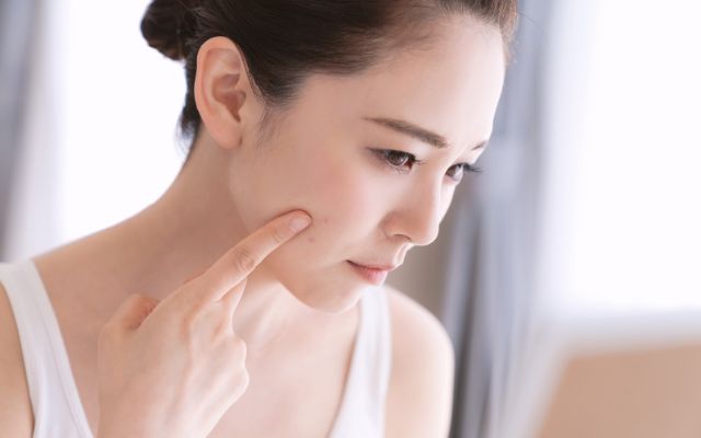 女性